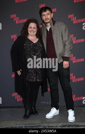 Dateifoto vom 30/04/24, von Jessica Gunning und Richard Gadd, die an einer Gala-Vorführung von Love Lies Blood im Prince Charles Theatre in London teilnahmen. Laut Barclays sind die Ausgaben für digitale Abonnements jährlich gestiegen, was durch Shows wie Baby Rentier und Ripley gefördert wird. Ausgabedatum: Dienstag, 7. Mai 2024. Stockfoto