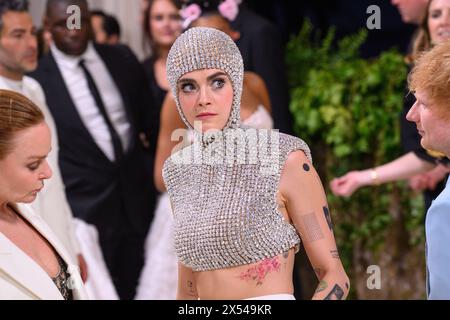 New York, USA. 6. Mai 2024. Cara Delevingne besucht die Benefiz Gala 2024 des Metropolitan Museum of Art Costume Institute in New York, USA. Der Bildnachweis sollte lauten: Matt Crossick/Alamy Live News Stockfoto