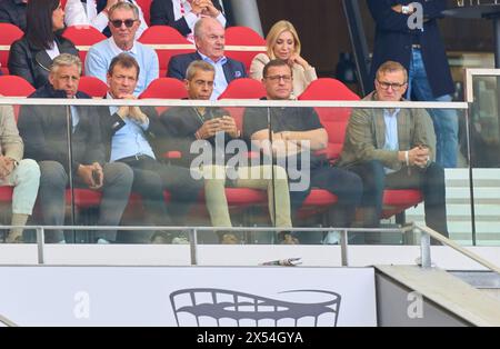 Mediendirektor Stefan Mennerich, Pressechef FCB Andreas JUNG, Marketingdirektor und Vorstandsmitglied FCB Dr. Michael Diederich, Finanzvorstand und stellvertretender Vorstandsvorsitzender, Max Eberl, Sportvorstand und Manager FC Bayern, Jan-Christian Dreesen, Vorstandsvorsitzender FCB im Spiel VFB STUTTGART - FC BAYERN MÜNCHEN 3-1 am 4. Mai, 2024 in Stuttgart, Deutschland. Saison 2023/2024, 1.Bundesliga, Spieltag 32, 32.Spieltag, München, Münchner Fotograf: ddp-Bilder/STAR-Bilder - DFL-VORSCHRIFTEN VERBIETEN JEDE VERWENDUNG VON FOTOGRAFIEN als BILD-SEQUE Stockfoto