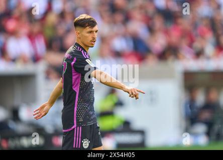 Stuttgart, Deutschland. Mai 2024. Bryan Zaragoza (FCB 17) im Spiel VFB STUTTGART - FC BAYERN MÜNCHEN 3-1 am 4. Mai 2024 in Stuttgart. Saison 2023/2024, 1.Bundesliga, Spieltag 32, 32.Spieltag, München, München Fotograf: ddp-Bilder/STAR-Bilder - DFL-VORSCHRIFTEN VERBIETEN JEDE VERWENDUNG VON FOTOGRAFIEN als BILDSEQUENZEN und/oder QUASI-VIDEO - Credit: ddp Media GmbH/Alamy Live News Stockfoto