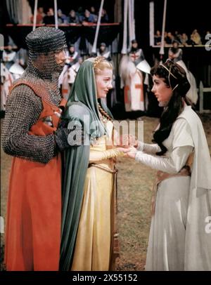 IVANHOE 1952 MGM-Film mit von links: Robert Taylor als Ivanhoe, Joan Fontaine als Rowens und Elizabeth Taylor als Rebecca Stockfoto