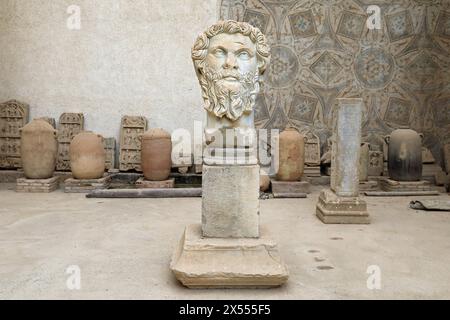 Büste des römischen Kaisers Septimus Severus im Archäologischen Museum von Djemila Stockfoto