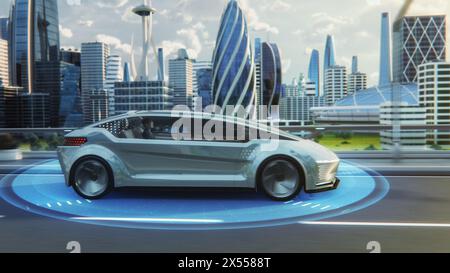 Futuristisches Konzept: Stilvoller japanischer Geschäftsmann auf der Rückbank eines autonomen, selbstfahrenden emissionsfreien Elektroautos. Er fährt auf dem Highway in der Stadt der Zukunft. Stockfoto