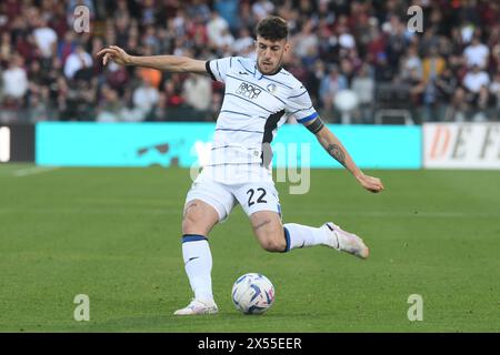 Salerno, Italien. Mai 2024. Matteo Ruggeri von Atalanta BC in Aktion während des Spiels der Serie A zwischen US Salernitana 1919 gegen Bologna FC im Arechi Stadium am 06. Mai 2024 in Salerno, italien Endpunktzahl 1-2 (Foto: Agostino Gemito/Pacific Press) Credit: Pacific Press Media Production Corp./Alamy Live News Stockfoto