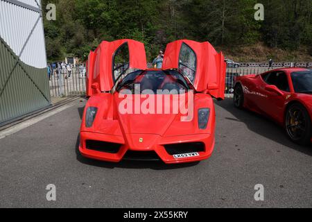 2004 Ferrari Enzo am Italienischen Autotag im Brooklands Museum, Weybridge, Großbritannien am 5/24 Stockfoto