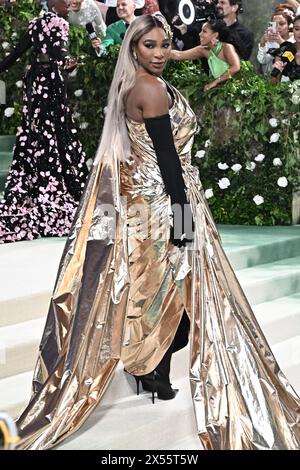 New York, Usa. Mai 2024. Serena William besucht am 6. Mai 2024 die Benefizveranstaltung des Costume Institute 2024 für „Sleeping Beauties: Reawakening Fashion“ im Metropolitan Museum of Art in New York City, USA. Quelle: Abaca Press/Alamy Live News Stockfoto