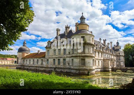 Schloss, Château de Tanlay, Tanlay, Yonne, Burgund, Burgund, Frankreich, Europa Stockfoto