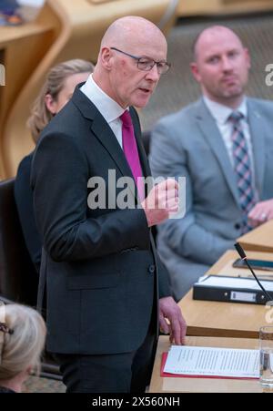 John Swinney spricht vor der Kammer, nachdem er als erster Minister im schottischen Parlament in Edinburgh gewählt wurde. Bilddatum: Dienstag, 7. Mai 2024. Stockfoto