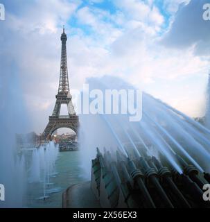 Eiffelturm vom Palais de Chaillot Gärten. Paris. Frankreich Stockfoto