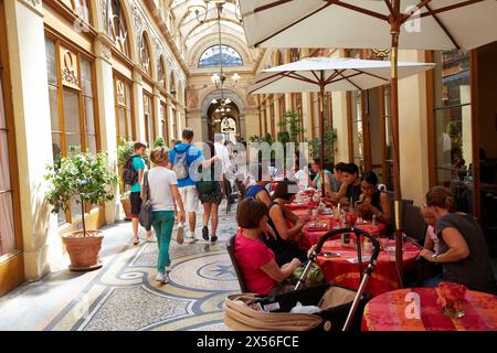 Terrasse. Galerie Vivienne. Paris. Frankreich. Stockfoto