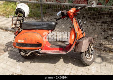 Vespa Px125 Roller , Athen, Griechenland, Europa. Stockfoto