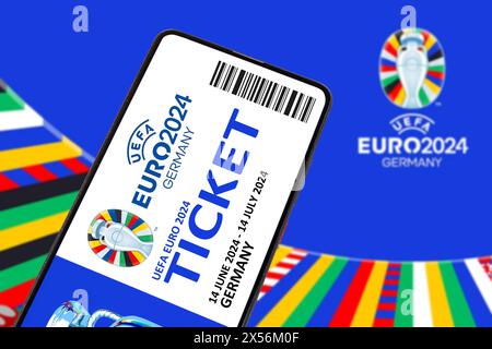 Deutschland - 1. Mai 2024: Ticket für die UEFA Euro 2024 Deutschland Fußball-Europameisterschaft Europa-Europameisterschaft Logo auf Einem Cell Pho Stockfoto