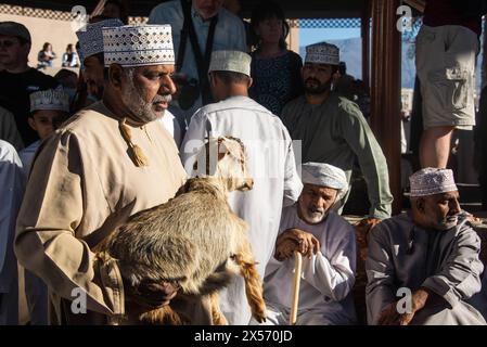 Szenen vom Nizwa Ziegenmarkt, Nizwa, Oman Stockfoto