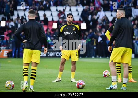 Borussia Dortmunds Mittelfeldspieler Emre kann sich vor dem Halbfinalspiel der UEFA Champions League zwischen Paris Saint-Germain und Borussia Dortmund am 7. Mai 2024 im Parc des Princes-Stadion in Paris aufwärmen. Foto: Firas Abdullah/ABACAPRESS. COM Credit: Abaca Press/Alamy Live News Stockfoto