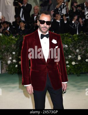 6. Mai 2024, New York, New York, USA: Tom Ford nimmt 2024 an der Met Gala zur Feier von Sleeping Beauties: Reawakening Fashion im Metropolitan Museum of Art in New York Teil. (Credit Image: © Photo Image Press via ZUMA Press Wire) NUR REDAKTIONELLE VERWENDUNG! Nicht für kommerzielle ZWECKE! Stockfoto