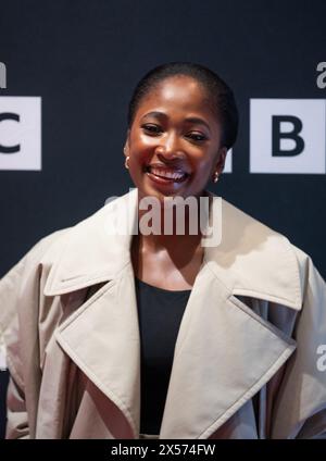 Adelayo Adedayo posiert auf dem roten Teppich vor der Pressezeile vor dem feierlichen Screening von Staffel 2 von „The Responder“ im Fact Picture House Liverpool Stockfoto