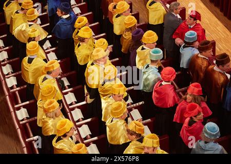 Abschlussfeier der Universität. Palacio Euskalduna. Konferenzzentrum Euskalduna. Bilbao. Baskisches Land, Spanien. Stockfoto