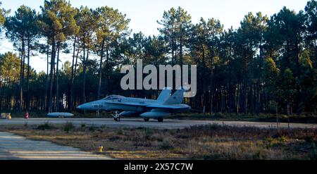 Leistungsstarker F16-Kampfjet für Action. Die portugiesische Luftwaffe ist einsatzbereit. Stockfoto