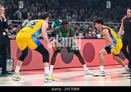 Athen, Griechenland. Mai 2024. 25 Kendrick Nunn von Panathinaikos Athen während der Euroleague, Playoff D, Spiel 5, Spiel zwischen Panathinaikos Athen und Maccabi Playtika Tel Aviv in Oaka Altion am 7. Mai 2024 in Athen, Griechenland. Quelle: Unabhängige Fotoagentur/Alamy Live News Stockfoto