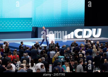 Berlin, 6. Mai 2024: Friedrich Merz, Vorsitzender der CDU, nach seiner Rede bei der CDU Deutschland 2024 Stockfoto