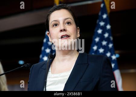 Washington, District of Columbia, USA. Mai 2024. Die US-Repräsentantin ELISE STEFANIK (R-NY) sprach auf einer Pressekonferenz im Kapitol der USA. (Kreditbild: © Michael Brochstein/ZUMA Press Wire) NUR REDAKTIONELLE VERWENDUNG! Nicht für kommerzielle ZWECKE! Stockfoto