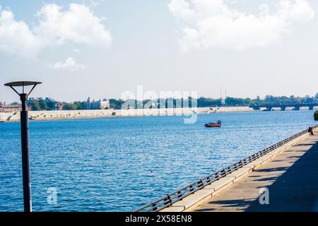 Wunderschöner Blick auf den Fluss ahmedabad Stockfoto