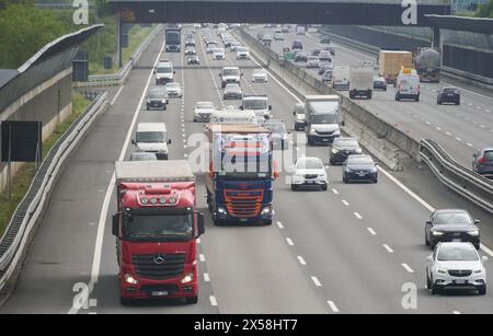 Bergamo, Italien. Mai 2024. In Italien nimmt der Straßengüterverkehr sechsmal schneller zu als die Schiene: 21 Milliarden Tonnen pro Kilometer auf der Schiene und 180 Milliarden Tonnen pro Kilometer auf der Autobahn. Quelle: Unabhängige Fotoagentur/Alamy Live News Stockfoto