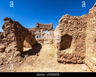 Die Burgruinen von Tanuf, Wadi Tanuf, Al Dakhiliyah, Oman Stockfoto