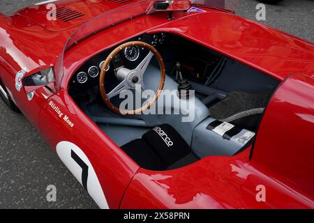 Die Maserati OSCA vor der Westminster Abbey in London vor einer Dankesfeier für Sir Stirling Moss, der am 12. April 2020 im Alter von 90 Jahren starb. Bilddatum: Mittwoch, 8. Mai 2024. Stockfoto