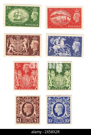 Eine Montage von hochwertigen Münzpostmarken von King George VI aus Großbritannien auf weißem Hintergrund. Stockfoto