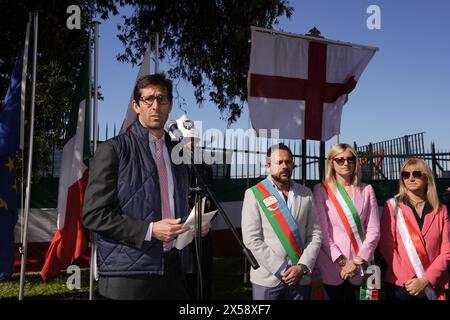 Genua, Italien. Mai 2024. IL Vice presidente del consiglio comunale Federico Bertorello alla cerimonia di intitolazione della pista ciclabile Michele Scarponi e Rocco Rinaldi a Genova, Italia - Mercoledì 8 maggio 2024 - Sport Ciclismo (Foto Fabio Ferrari/LaPresse) Michele Scarponi und Rocco Rinaldi Benennungszeremonie der Radwege in Genua, Italien - Mittwoch, 8. Mai, 8. 2024 - Sport Cycling (Foto Fabio Ferrari/LaPresse) Credit: LaPresse/Alamy Live News Stockfoto