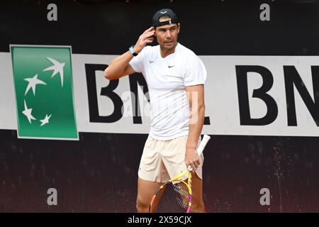 Rom, Italien. Mai 2024. Rafael Nadal aus Spanien trainiert am 8. Mai 2024 beim Internazionali BNL d’Italia 2024 Tennis Turnier im Foro Italico in Rom. Quelle: Insidefoto di andrea staccioli/Alamy Live News Stockfoto