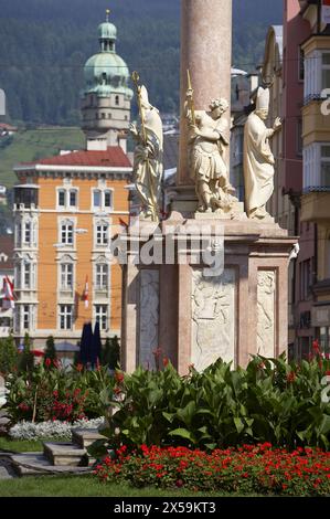 Annas-ule (St. Anna-Säule) in Maria-Theresien-Straße, Innsbruck. Tirol, Österreich Stockfoto