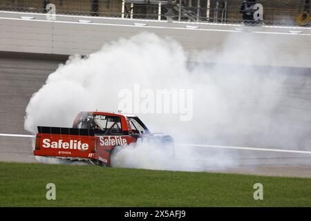 Kansas City, KS, USA. Mai 2024. Corey Heim gewinnt das Herz Amerikas 200 in Kansas City, KS, USA. (Credit Image: © Stephen A. Arce Action Sports Ph/ASP) NUR REDAKTIONELLE VERWENDUNG! Nicht für kommerzielle ZWECKE! Stockfoto