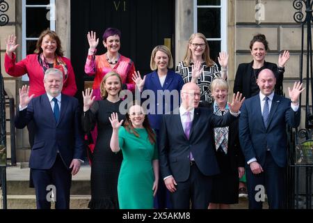 Edinburgh Schottland, Vereinigtes Königreich 08. Mai 2024. Stellvertretender erster Minister Kate Forbes und erster Minister John Swinney im Bute House nach der Ankündigung des neuen schottischen Kabinetts. Credit sst/alamy Live News Stockfoto