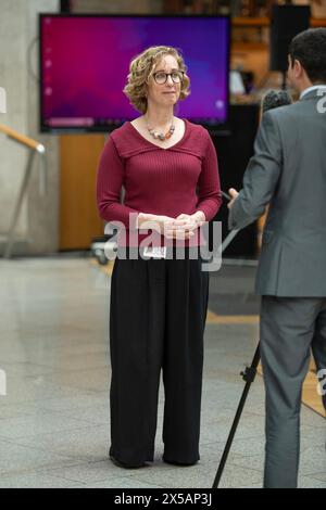 Edinburgh, Schottland, Großbritannien. Mai 2024. IM BILD: Lorna Slater MSP, Co-Leader der Scottish Green Party, wurde im schottischen Parlament in Holyrood interviewt. Credit: Colin D Fisher Credit: Colin Fisher/Alamy Live News Stockfoto