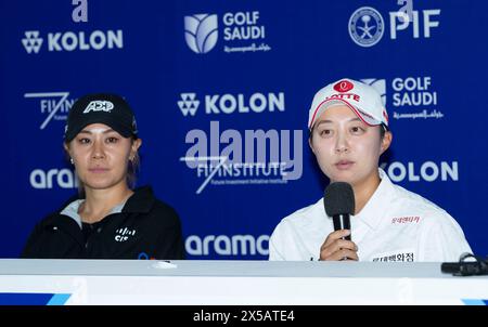 Goyang, Südkorea. Mai 2024. (L bis R) Danielle Kang aus den USA, Kim Hyo-joo aus Südkorea, Pressekonferenz für die Medien der Ladies Europian Tour (LET) Aramco Team Series 2024 in New Korea C. C in Goyang, nördlich von Seoul, Südkorea am 8. Mai 2024. (Foto: Lee Young-HO/SIPA USA) Credit: SIPA USA/Alamy Live News Stockfoto