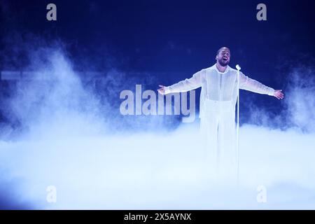 Malmö, Schweden. Mai 2024. Slimane repräsentiert Frankreich während der Generalprobe des zweiten Halbfinales der 68. Ausgabe des Eurovision Song Contests (ESC) in der Malmö Arena, Schweden, am 08. Mai 2024. Foto: Sanjin Strukic/PIXSELL Credit: Pixsell/Alamy Live News Stockfoto