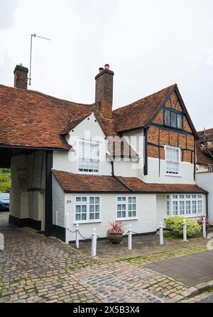 39 High Street, Old Amersham. Ein wunderschönes Haus aus dem 17. Jahrhundert, das unter Denkmalschutz steht. Buckinghamshire, England, Großbritannien Stockfoto