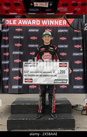 Kaden Honeycutt geht auf die Rennstrecke des Heart of America 200 in Kansas City, KS, USA. Stockfoto