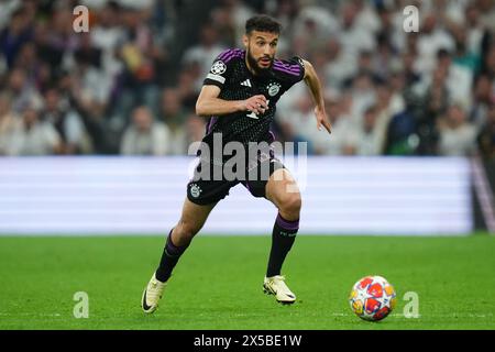 Madrid, Spanien. Mai 2024. Noussair Mazraoui von Bayern München spielte am 8. Mai 2024 im Santiago Bernabeu Stadion in Madrid Spanien während des UEFA Champions League-Spiels, Halbfinals, 2. Leg, zwischen Real Madrid und FC Bayern München. (Foto: Sergio Ruiz/PRESSINPHOTO) Credit: PRESSINPHOTO SPORTS AGENCY/Alamy Live News Stockfoto