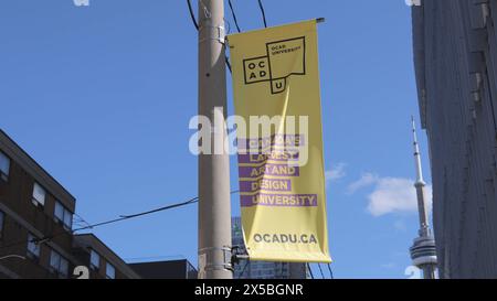 OCAD Canadas größte Kunst- und Designuniversität in Toronto - TORONTO, KANADA - 15. APRIL 2024 Stockfoto