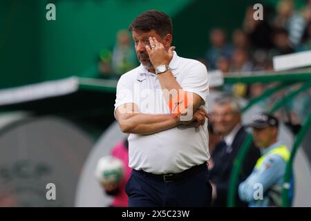 Lissabon, Portugal. Mai 2024. Paulo Sergio (Trainer von Portimonense) wurde während des Liga Portugal Spiels zwischen Sporting CP und Portimonense SC im Estadio Jose Alvalade gesehen. Endpunktzahl; Sporting CP 3:0 Portimonense SC (Foto: Maciej Rogowski/SOPA Images/SIPA USA) Credit: SIPA USA/Alamy Live News Stockfoto