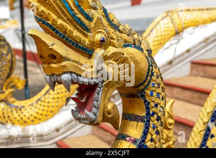 Naga-Gottheiten im Wat Nong Sikhounmuang, Luang Prabang, Laos Stockfoto