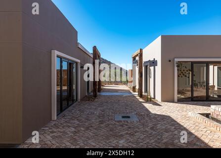 Gebäude der Lodge Damaraland, Khoriax, Namibia Stockfoto