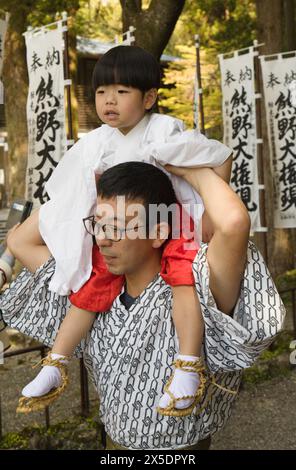 Japan, Kumano Hongu Taisha, jährliches Festival, Menschen, Stockfoto