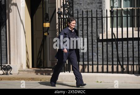 Die Vizekanzlerin Professor Irene Tracey verlässt die Downing Street Nr. 10 in London, nachdem sie sich mit Universitätsleitern getroffen hatte, um über die Bemühungen zur Bekämpfung des Antisemitismus auf dem Campus und zum Schutz jüdischer Studenten zu diskutieren. Bilddatum: Donnerstag, 9. Mai 2024. Stockfoto