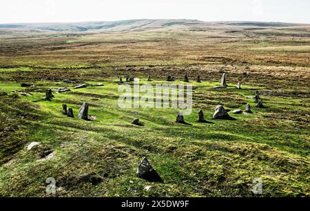 Scorhill Stone Circle, der größte in Devon, alias Gidleigh alias Steep Hill am Gidleigh Common, N.E. Dartmoor. Prähistorische Bronzezeit. Aus der Vogelperspektive nach Westen Stockfoto