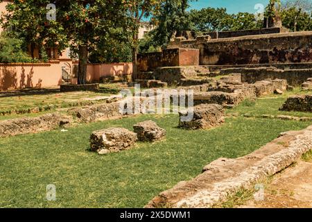 Blick auf die Ruinen in Fort Jesus, Mombasa Stockfoto