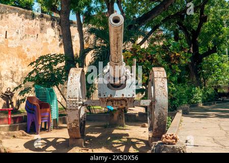 Kanonen auf den Ruinen von Fort Jesus in Mombasa, Kenia Stockfoto